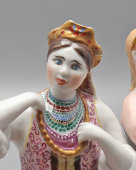 Фигурка по сказке «Аленький цветочек», скульптор Велихова С. Б., ЛФЗ, 1950-60 гг.