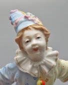 Статуэтка «Паяц», автор Шпис А. К., фарфор, ИФЗ, Александр II, 1850-70 гг.