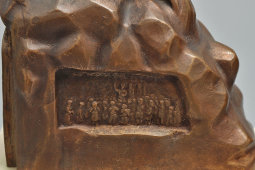 Статуэтка, миниатюра памятника Сухэ-Батору в монгольской столице Улан-Баторе, скульптор Сономын Чоймбол, бронза, камень, Монголия, 1970-80 гг.