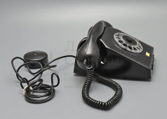 Черный винтажный телефонный аппарат Nordfern W66 в корпусе из бакелита, ГДР, 1960-е