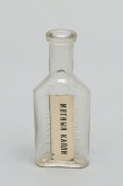 Стеклянный флакон из-под лекарства, бутылек «Мятные капли», Введенская аптека Ю. Крангальса, Санкт-Петербург, до 1917 г.