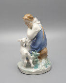 Статуэтка «Сестрица Аленушка и братец Иванушка», скульптор А. А. Киселев, фарфор ЛЗФИ, 1950-60 гг.