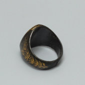 Винтажное кольцо «Девушка в платке с букетом рябины», Палех, 1960-70 гг.