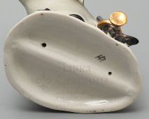 Авторская подписная статуэтка «Кабан-охотник», скульптор Ропова Н. Н., фарфор, анималистика Дулево, 1980-е