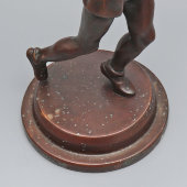 Советская спортивная скульптура «Баскетболист», силумин омеднённый, 1930-40 гг.