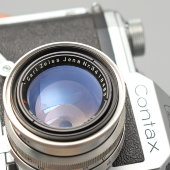 Немецкий зеркальный пленочный фотоаппарат «Zeiss Ikon Contax S», объектив Biotar 2/5,8 T Carl Zeiss Jena, ГДР, 1949-52 гг.