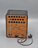 Советский радиоприемник «Огонёк» с FM диапазоном и Bluetooth, радиозавод «Красный Октябрь», Москва, 1950-е