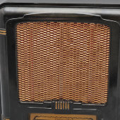 Советский радиоприемник «Огонёк» с FM диапазоном и Bluetooth, радиозавод «Красный Октябрь», Москва, 1950-е