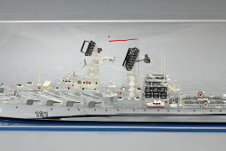 Модель «Гвардейский ракетный крейсер «Слава» (Москва №121), ВМФ России в Севастополе