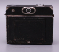 Фотоаппарат «Zeiss Ikon» с объективом Tessar и затвором Compur