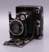 Фотоаппарат «Zeiss Ikon» с объективом Tessar и затвором Compur