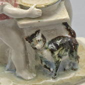 Авторская нетиражная статуэтка «Помощница», скульптор Александрова-Рославлева В. В., фарфор, СССР, 1950-60 гг.