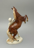 Фарфоровая статуэтка «Укрощение коня», фабрика HEINZ & Co, Германия, 1950-е