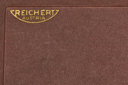 Набор фотопереходников для микроскопа Reichert в футляре, Австрия, сер. 20 в.