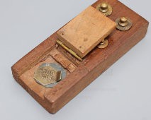 Старинные аптекарские, медицинские весы, латунь, дерево, Европа, 19 в.