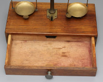 Старинные аптекарские, медицинские весы, латунь, дерево, Европа, 19 в.
