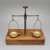 Старинные аптекарские, медицинские весы, латунь, дерево, Европа, 19 в.