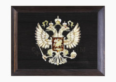 Подарочная шкатулка «Российская Федерация», мореный дуб, янтарь, мануфактура «Емельянов и сыновья»