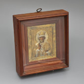 Старинная икона Николая Чудотворца в серебряном окладе 84 пробы и в киоте, Россия, 19 в.