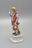 Статуэтка «Садовник», фарфоровая мануфактура Каподимонте (Capodimonte), Италия, 1-я пол. 20 в.