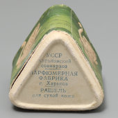 Пудра для сухой кожи лица «Лебяжий пух», рашель, вскрытая, Харьковская парфюмерная фабрика, 1959 г.
