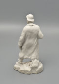 Статуэтка «Охотник», скульптор Ковнер С. Я., бисквит, Вербилки, 1959 г.