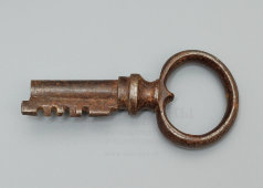 Старинный амбарный ключ с шейкой «Зубчики», железо, ковка, Россия, 19 в.