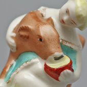 Статуэтка «Девочка с теленком», скульптор Кучкина Т. С., редкая роспись, фарфор ЛФЗ, 1930-е