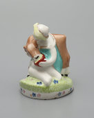 Статуэтка «Девочка с теленком», скульптор Кучкина Т. С., редкая роспись, фарфор ЛФЗ, 1930-е