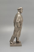 Настольная статуэтка «В. И. Ленин», скульптор Сычев В. И., силумин, Ленинградский завод «Монументскульптура», 1970-е
