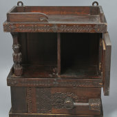 Деревянный шкафчик с колонкой, по эскизу Е. Д. Поленовой, Абрамцево, н. 20 в.