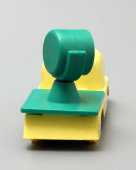 Детская игрушечная машинка, пластмасса, 1980-е годы