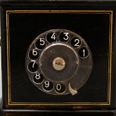 Антикварный телефонный аппарат телефонной компании «Kjobenhavns», Дания, 1930-е