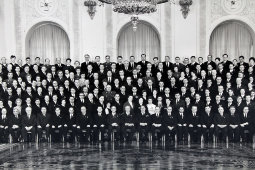 Групповая фотография делегатов XXIV съезда КПСС в Москве, 1971 г.