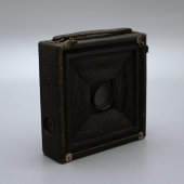 Фотоаппарат «Butcher&Sons Excelsior No. 4», объектив Bausch&Lomb Aldis Anastigmat