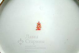 Агитационная тарелка СССР «И. В. Сталин», художник В. Юрьевская, фарфор Дулево, 1940-е