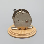 Старинная сувенирная рыболовная катушка, подарок рыбаку, латунь, бакелит, дерево, Европа, 1-я пол. 20 в.