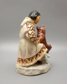 Большая скульптура «Якутка с собакой», майолика, СХФ №1, СССР, 1950-60 гг.