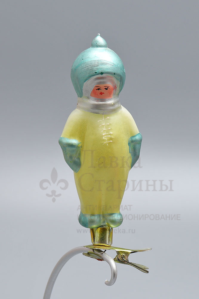 Купить винтажную елочную игрушку на прищепке «Юный космонавт» в желтом ...