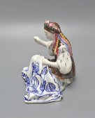 Статуэтка «Украинка» (Вышивальщица), скульптор Холодная М. П., фаянс, ЗиК Конаково, 1957 г.