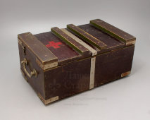 Походная военная аптечка, дерево, металлические ручки и накладки