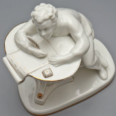 Статуэтка «Юный Пушкин» (Пушкин-лицеист), скульптор Велихова С. Б., фарфор ЛФЗ, 1950-60 гг.