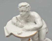 Статуэтка «Юный Пушкин» (Пушкин-лицеист), скульптор Велихова С. Б., фарфор ЛФЗ, 1950-60 гг.