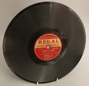 Вальсы «Полуночный вальс» и «Неаполитанские ночи». Regal Zonophone, Англия, 1930-е гг. 