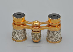 Небольшой старинный театральный бинокль в чехле с парчовой отделкой, Европа, нач. 20 в.