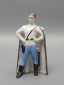 Статуэтка «Ординарец» (Красноармеец), скульптор Жникруп О. Л., фарфор, Киевский ЭКХЗ, 1962-76 гг.