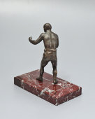 Маленькая кабинетная скульптура «Боксер», шпиатр медненый, Европа, 1-я четв. 20 в.