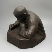 Скульптура «В. И. Ленин», скульптор Андреев Н. А., керамика, Гжель, 1930-е
