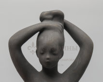 Статуэтка «Девушка с зеркалом», редкая роспись, скульптор Федорова Т. А., фарфор, ЛЗФИ, 1967-73 гг.