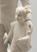 Авторская нетиражная статуэтка «На парад», скульптор Бржезицкаяа А. Д.,​ фарфор Дулево, 1950-60 гг.